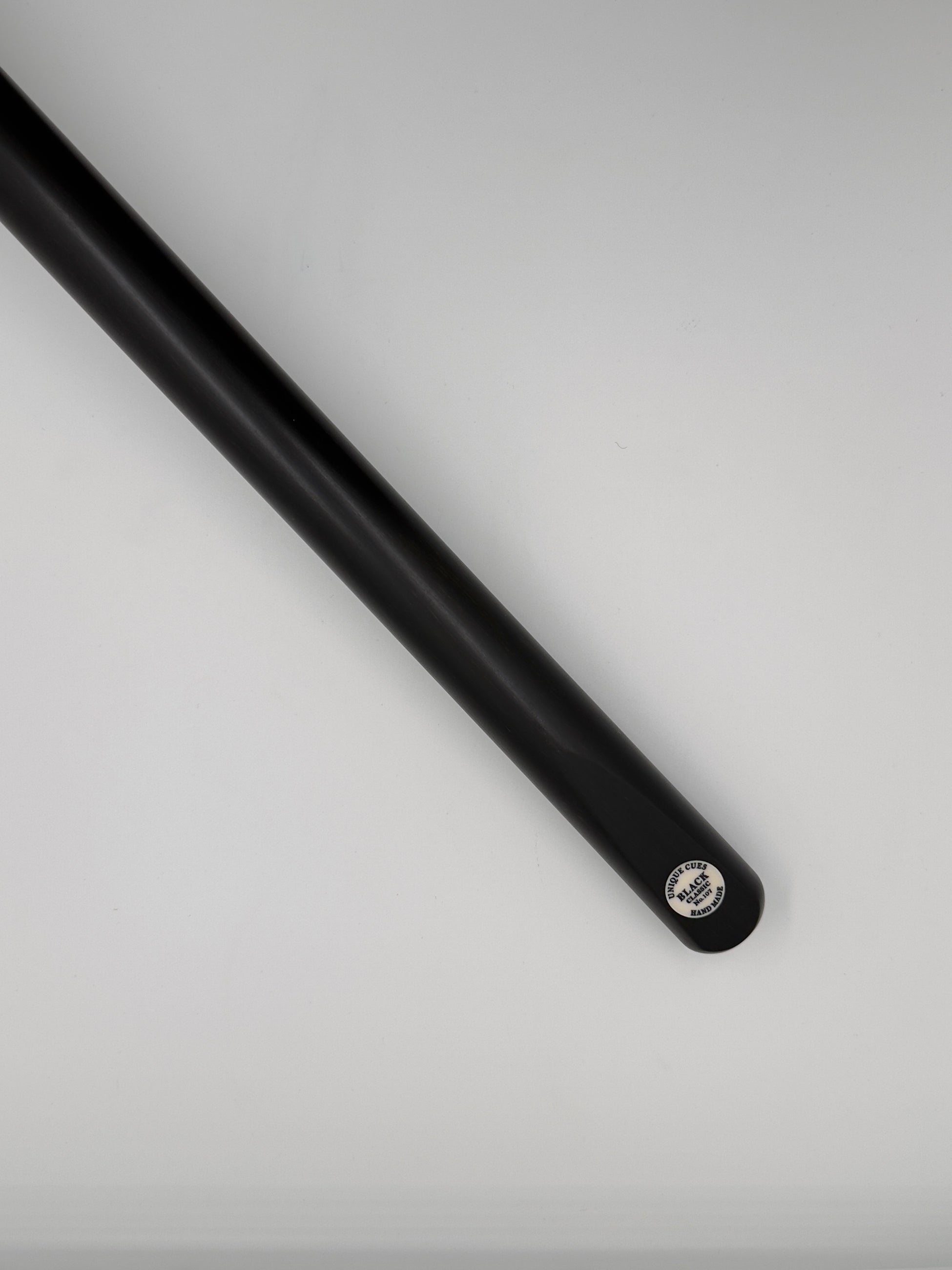 Unique cues black classic