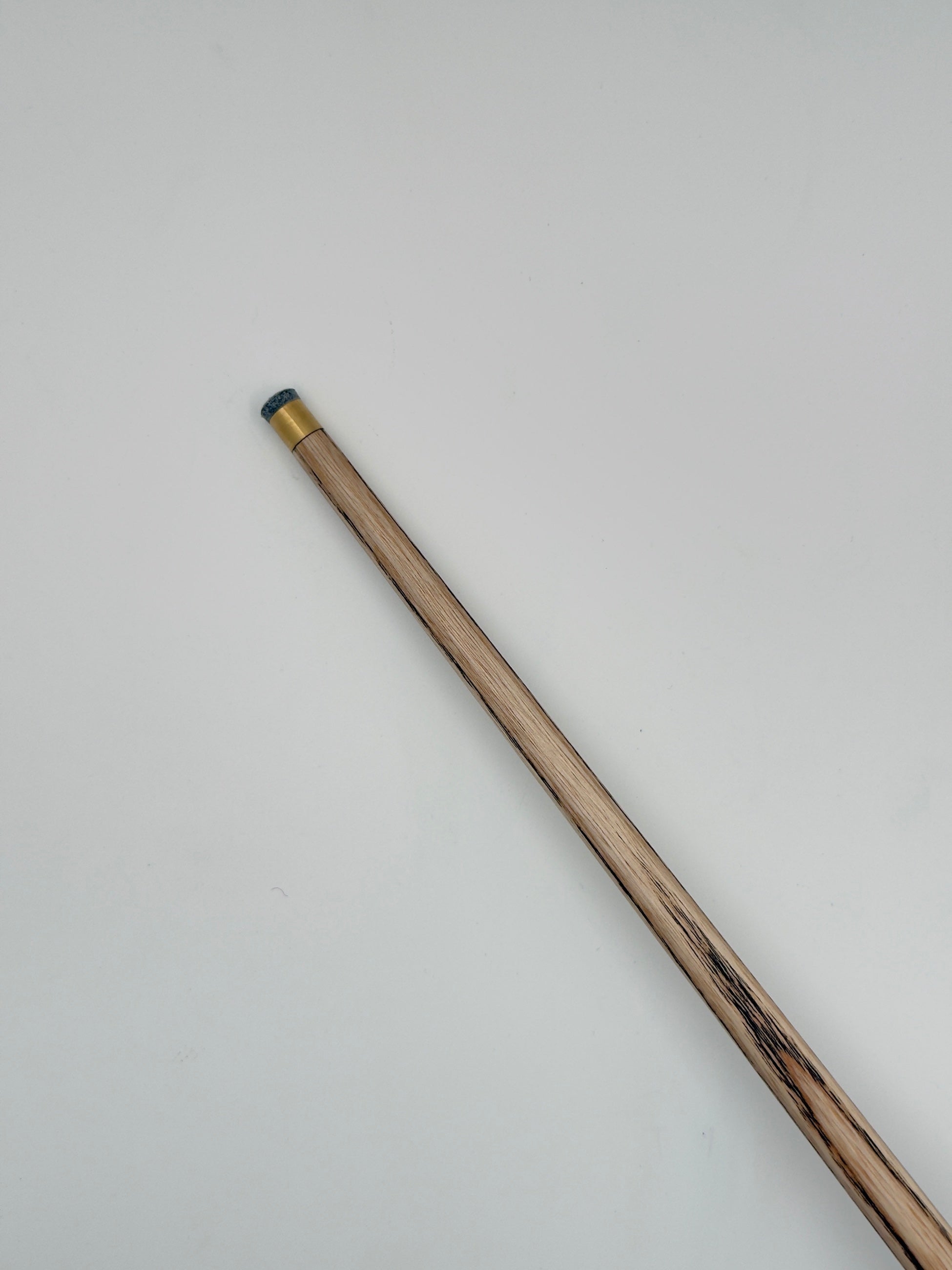 Unique cues black classic