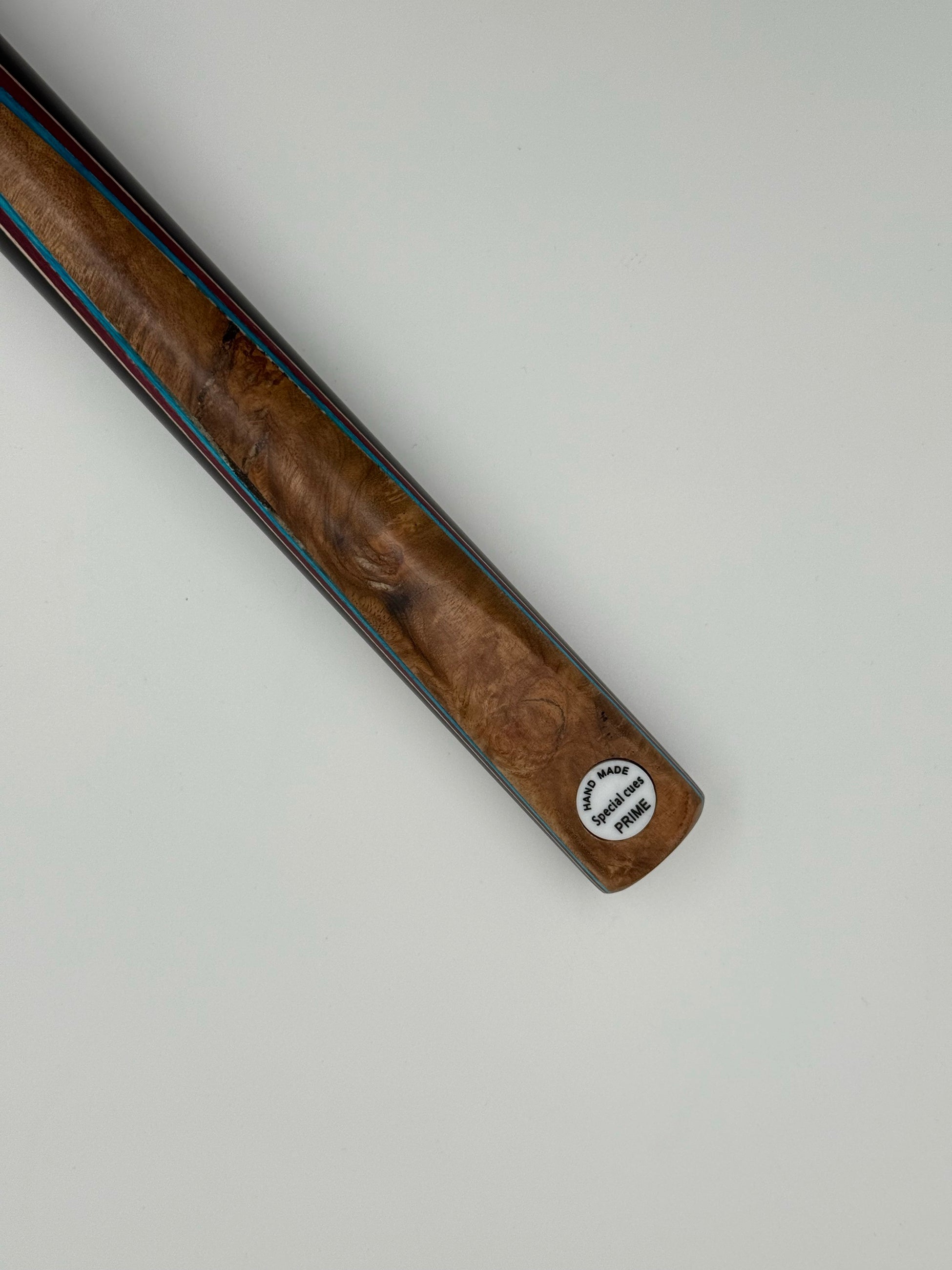 Special cues prime