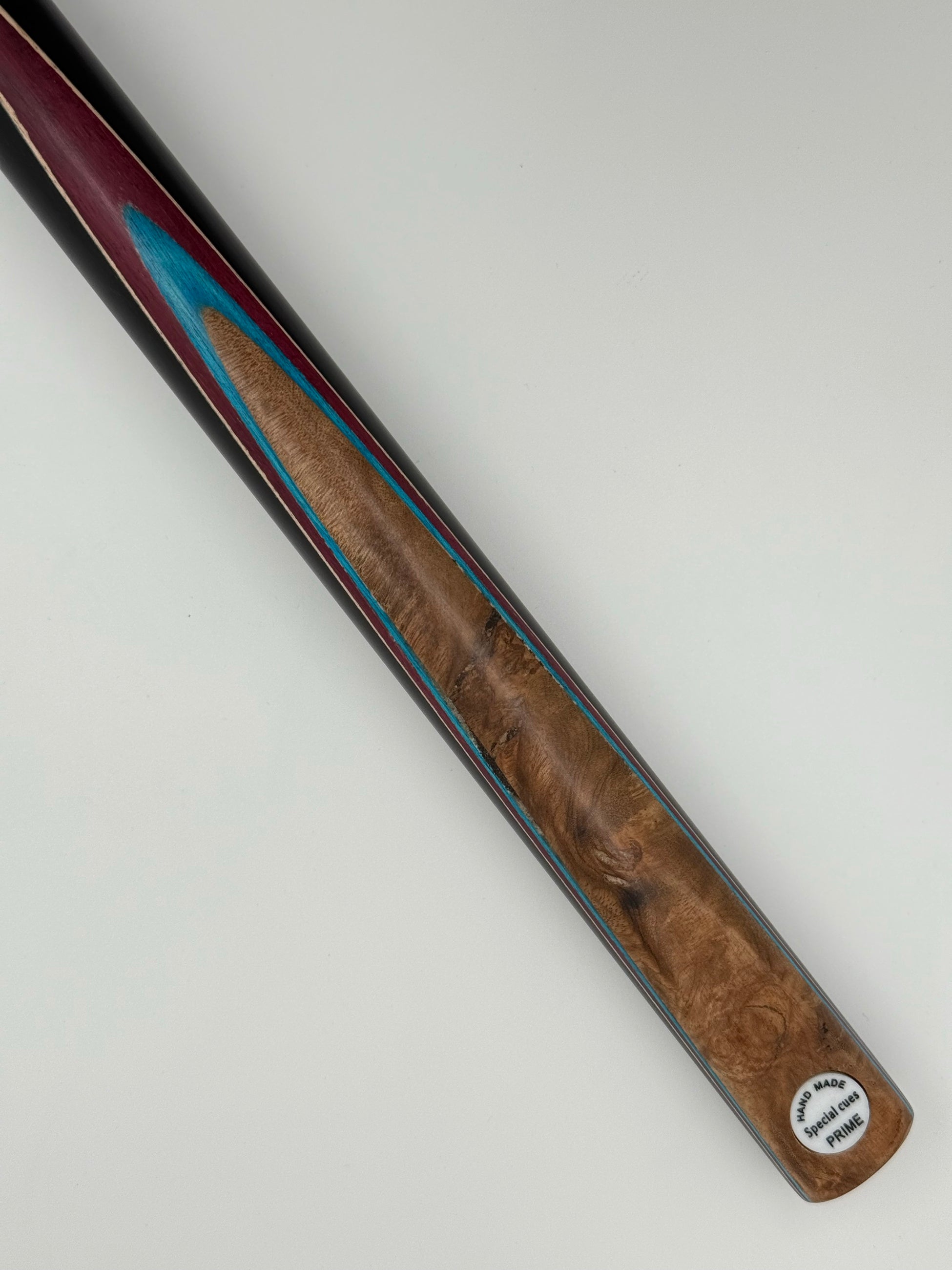 Special cues prime