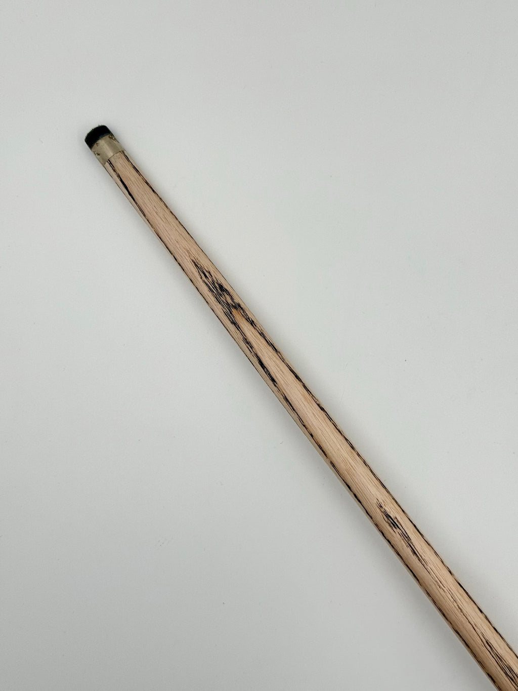 Special cues prime