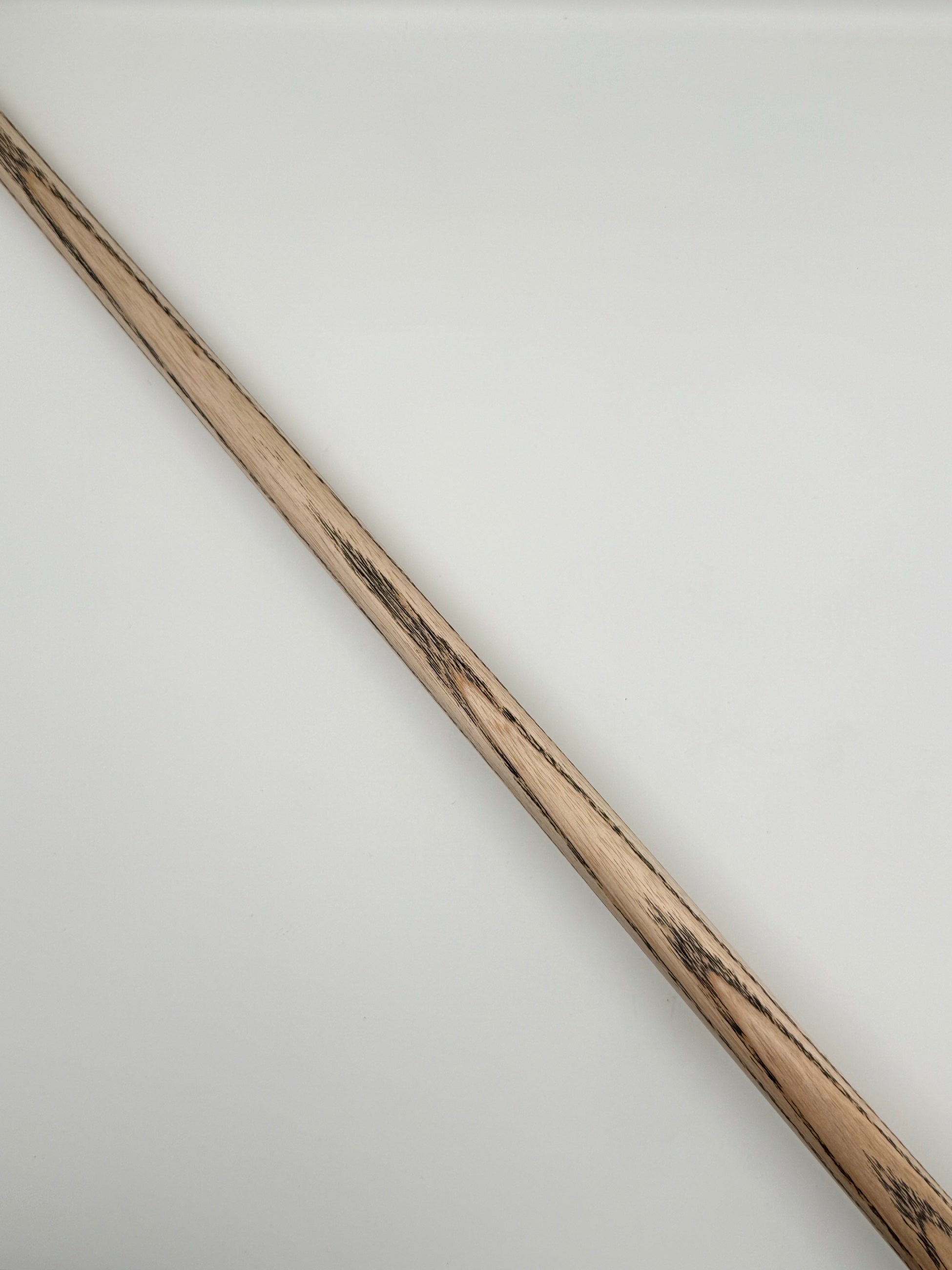 Special cues prime
